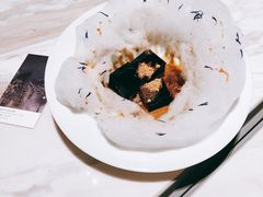 茶韵甜品－蒙马特大街的夜晚-théATRE 茶聚场(王府中環店)