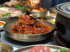 -草家酱蟹炭火烤肉店(珲春南路二店)