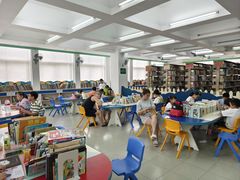 -荔湾区图书馆(周门馆)