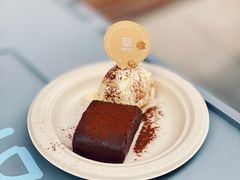 -HUGS coffee(东区店)