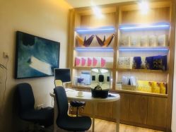 -苑苑vbeauty科技美容SPA