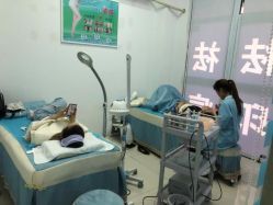 -苗方清颜专业祛痘