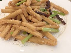 -鑫皇朝酒店(建设一路店)