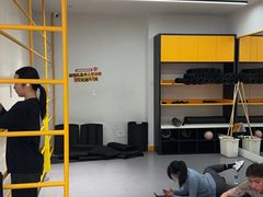 -超鹿运动(五四北泰禾广场店)