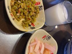 -富正毅三下锅·湘西韵味(天门山索道店)