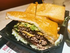圣塔芭芭拉经典牛肉特堡-The Habit Burger Grill 哈比特汉堡(复兴soho店)