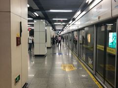 -陆家浜路(地铁站)