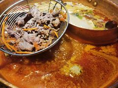 -洱火云南酸菜牛肉火锅(石景山当代商城店)