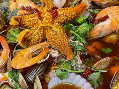 -老东镇啤酒屋海鲜加工·蒸汽海鲜·海鲜烧烤(台东店)