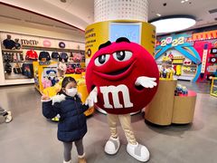 -m豆巧克力世界(上海世茂广场店)