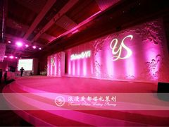 -上海龙之梦万丽酒店