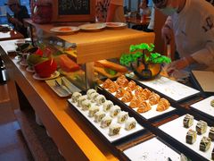 自助取餐区-视界美食自助餐厅·石家庄希尔顿酒店