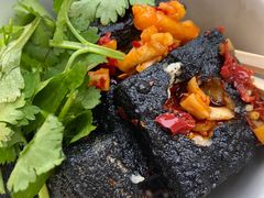 -黑色经典臭豆腐·湖南特产(潇湘文化店)