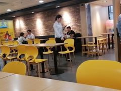 大堂-麦当劳(明湖店)