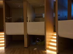 -涨巢·潮玩水疗局