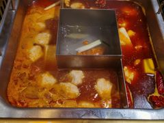 -东巴人鱼豆花火锅(幸福街店)