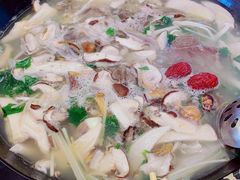 -尚品牛味汤锅火锅(康定总店)