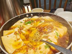 -爱碗亭·鲜炒湖南菜(壹城中心店)
