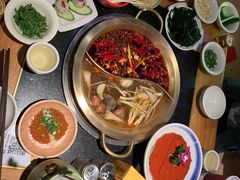-潮火锅·麻辣牛肉火锅(观音桥方圆·LIVE店)