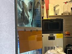 -老街烧烤大排档·地道湖北菜·龙虾馆(汉口火车站店)