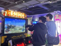 -反斗乐园π·电玩·高空拓展·蹦床(龙华天虹店)