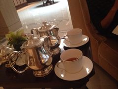 iphone_upload_pic-LONG BAR 廊吧(外滩华尔道夫酒店)