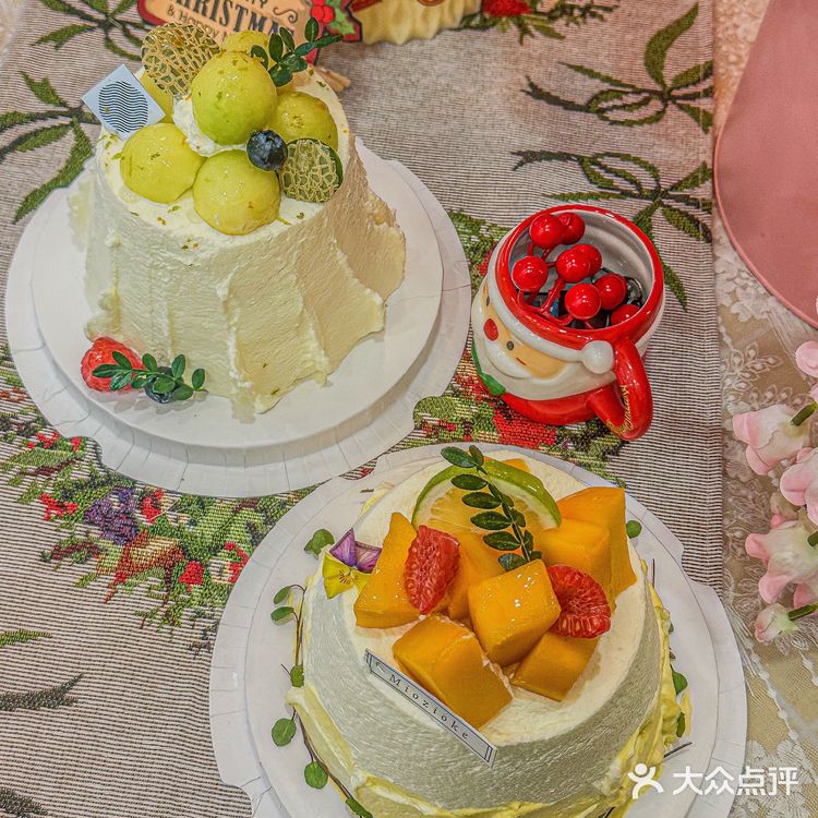 闺蜜已经给我买了！春天的第一块蛋糕🍰