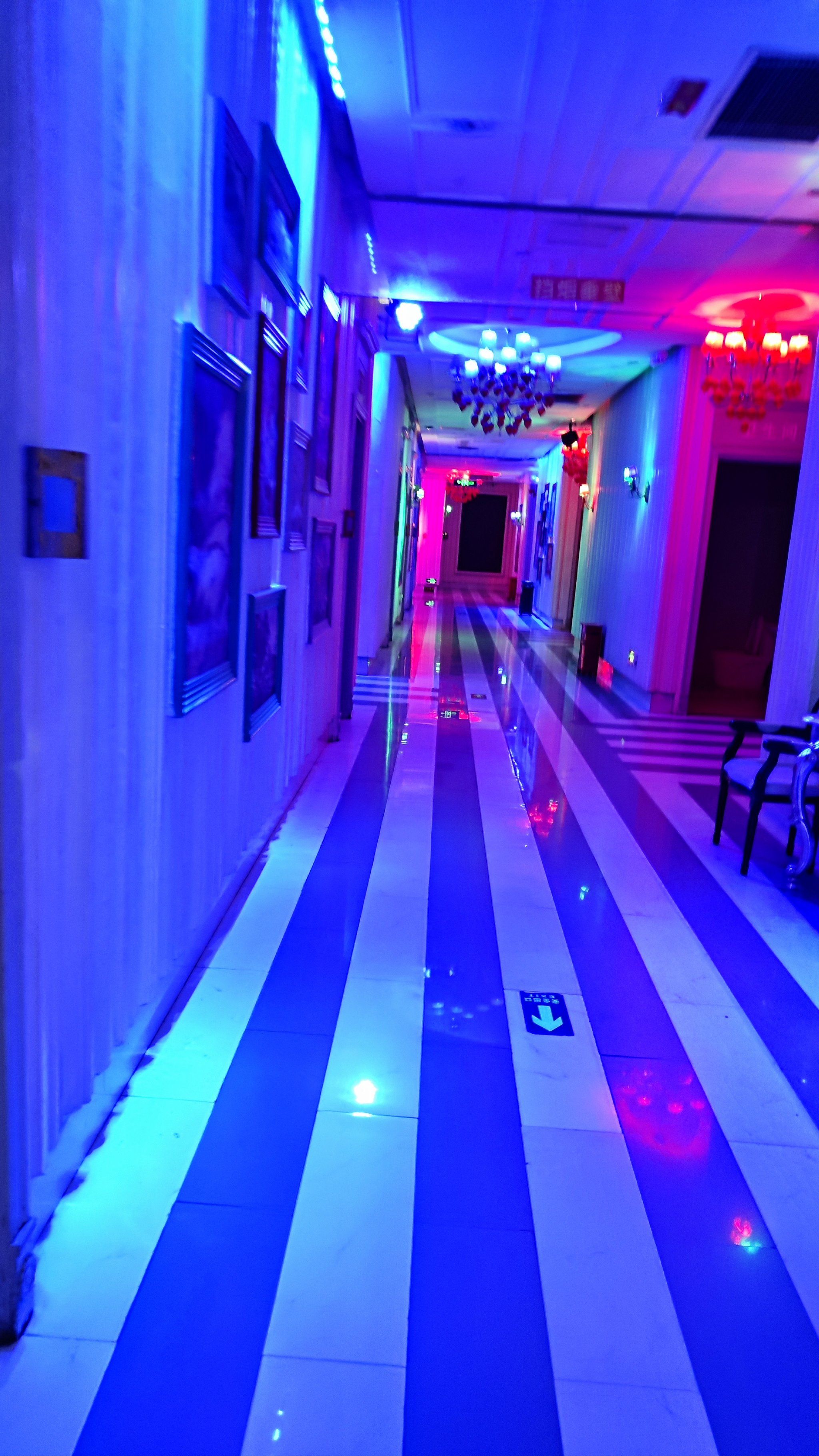 0元玩转这座城和朋友来这家ktv嗨唱