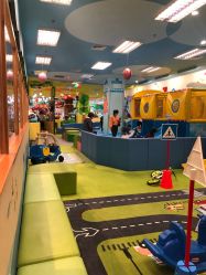 -莫莉幻想儿童乐园(北京丰台永旺店)