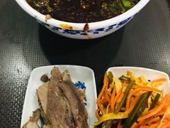 -吾穆勒蓬灰牛肉面·清真(北滨河中路店)