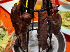 馕抗架子肉-巴依老爷新疆美食(常营店)