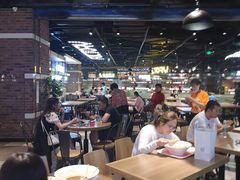 大堂-食通天美食广场(华润万象城店)