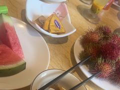 -雍和会海鲜姿造自助(湖东路店)