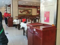 大堂-鑫巴蜀小镇 · 水煮鱼专研店(玉桥店)