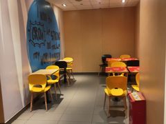 用餐区-麦当劳(上藤店)