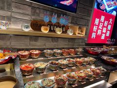 -老牌坊云南鱼豆花火锅(哈西万达店)