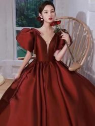 -NaNa婚纱礼服馆