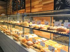 面包甜点陈列柜-野上麦田(中贸广场店)