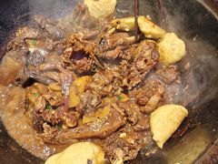 -鱼窝棚柴火铁锅炖(富山屯店)