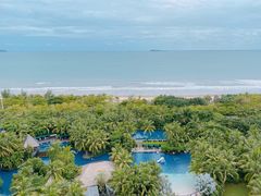 -三亚湾海居铂尔曼度假酒店