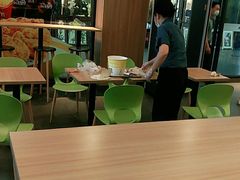 大堂-麦当劳(庐山服务区店)