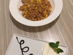 -必胜客(WOW贺州灵峰店)