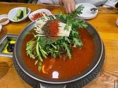 -喇喇排骨火锅·传统韩式脊骨汤(望京西园总店)