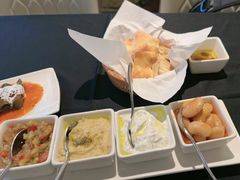 -Efes Turkish & Mediterranean Cuisine 艾菲斯餐厅(陆家嘴店)
