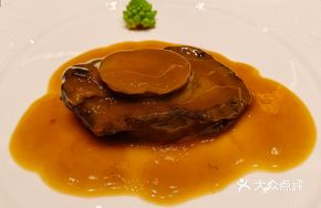 Braised Fresh Abalone with Abalone Sauce (2 Heads)