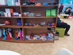 -Swim斯卫姆国际儿童游泳中心(红博中央公园店)