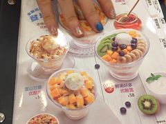 -满记甜品(优客百盛店)