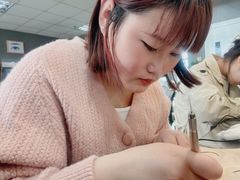 -群丽化妆摄影美甲纹绣培训学校