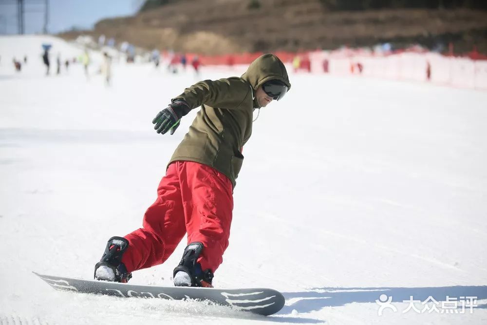 宝宝滑雪🎿太可爱了吧。