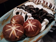 菌菇拼盘-老墙根涮肉·铜锅·烧烤(欢乐谷·王四营店)